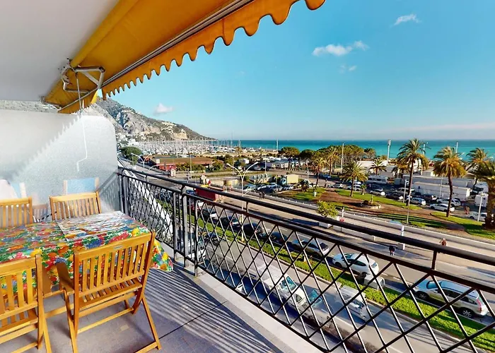 Climatise A Menton, Face - Fr-1-196-208